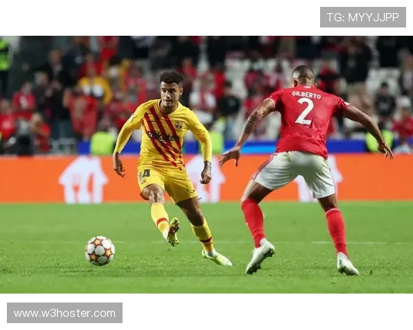 巴萨核心阵容成熟度问题影响球队本赛季竞争格局走势